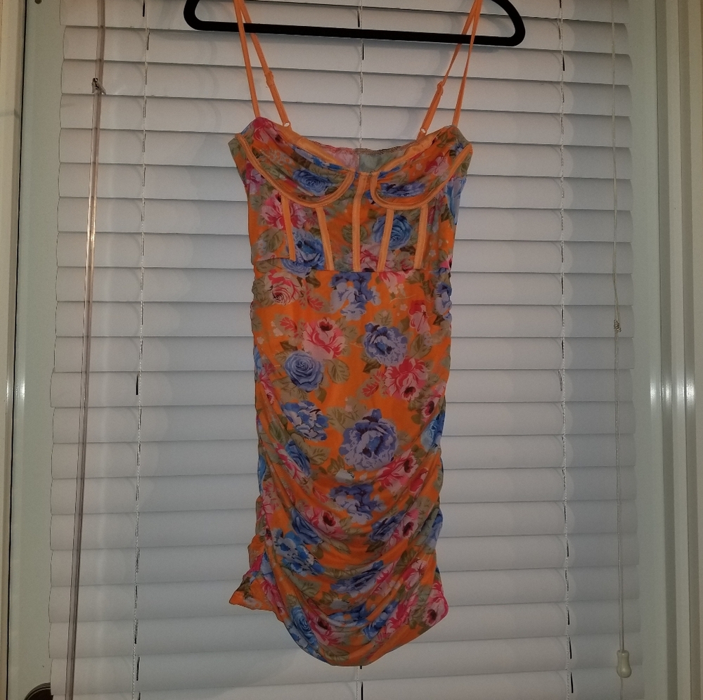 MINI DRESS